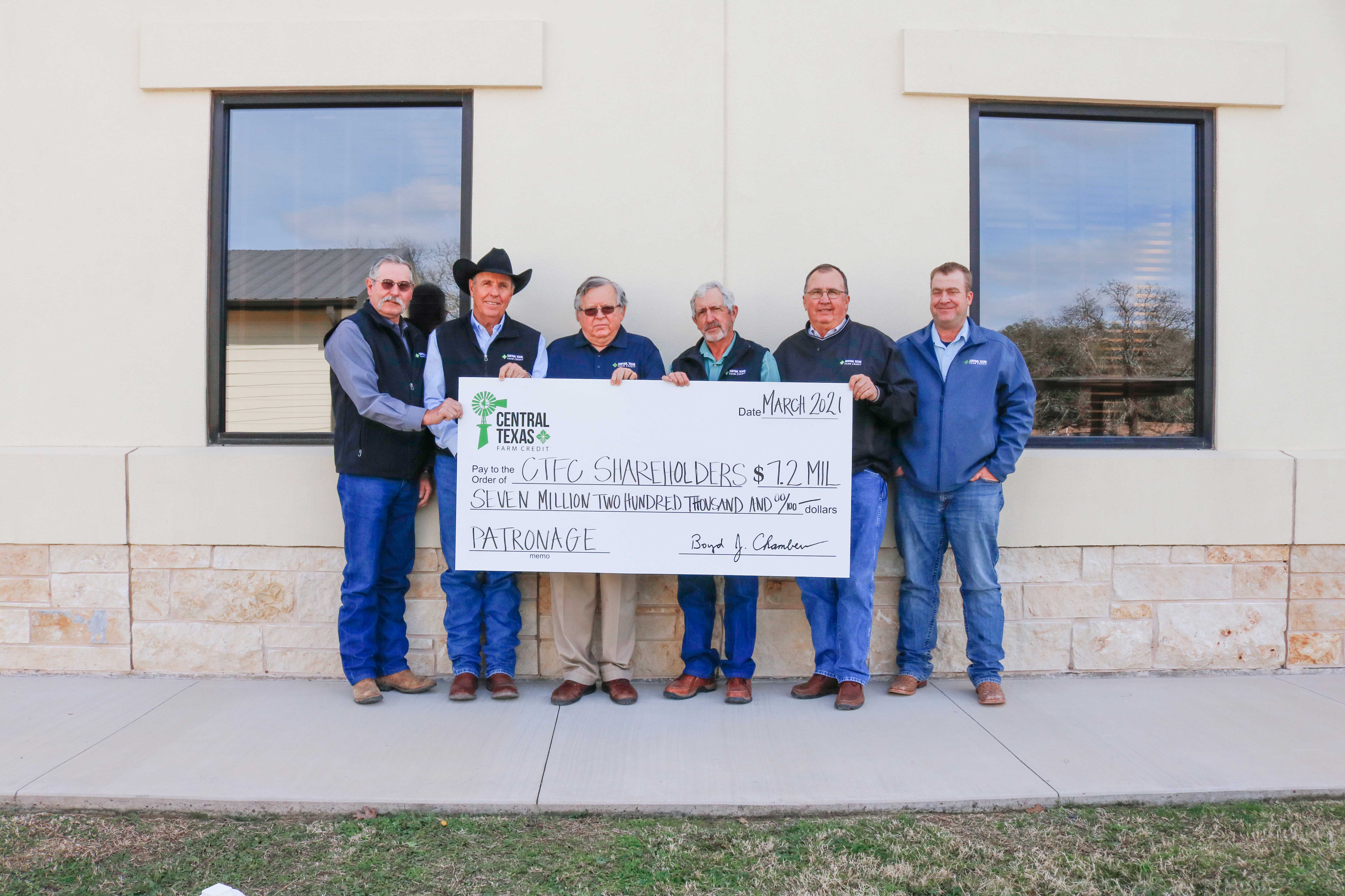Central Texas Farm Credit Returns $7.2 Million to Customers Central Texas Farm Credit Returns $7.2 Million to Customers